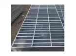 Solar Power HDG Grating Walkway