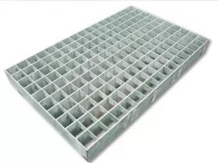 Plug Grating