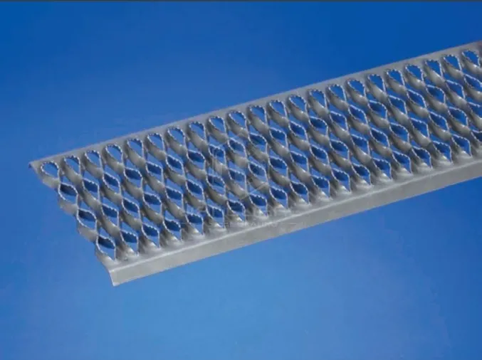 Diamond-Strut Safety Grating