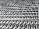 Diamond-Strut Safety Grating